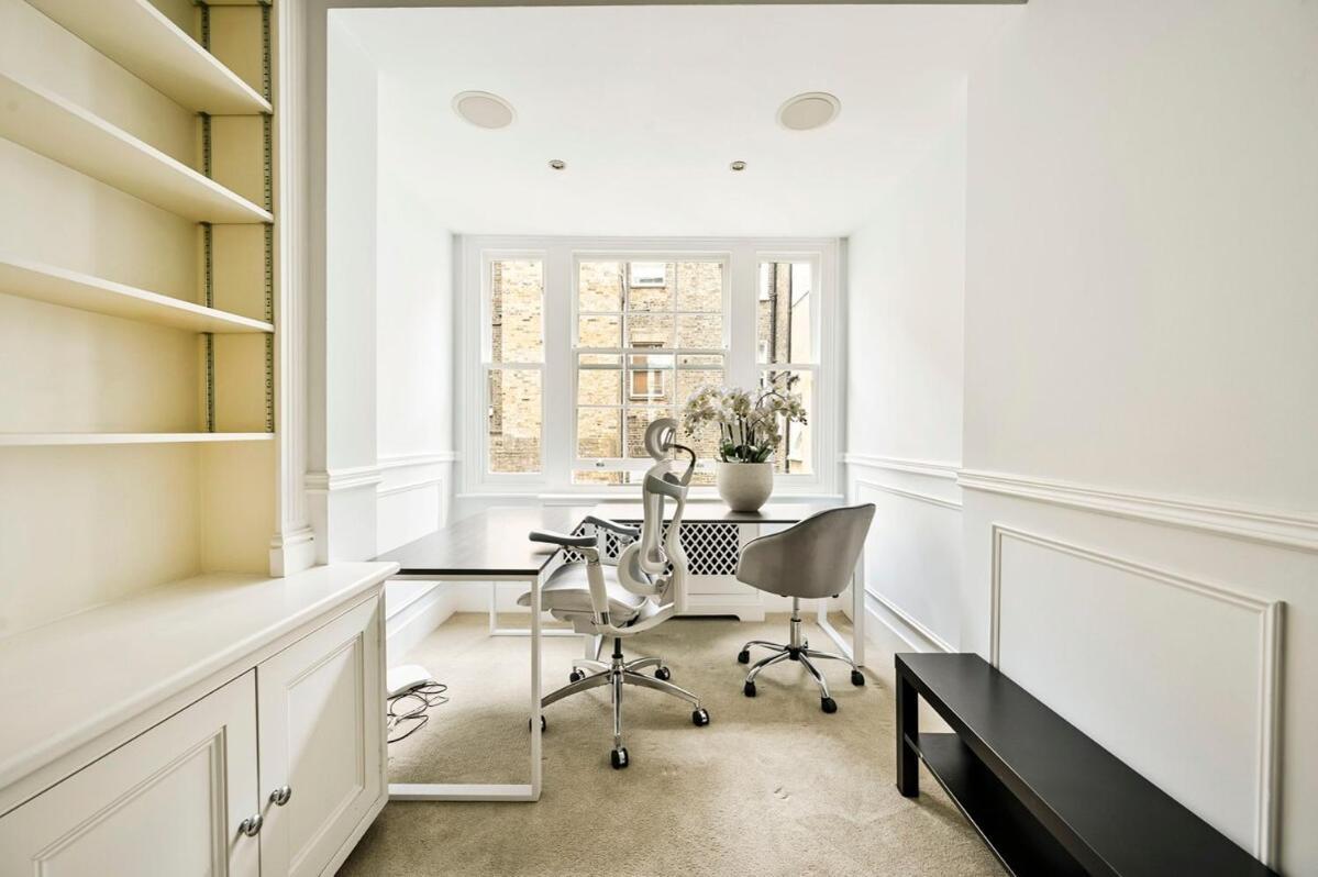4 Rooms, 5 Beds, Spacious House Ferienhaus London