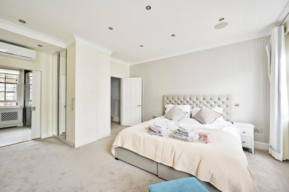 4 Rooms, 5 Beds, Spacious House *
